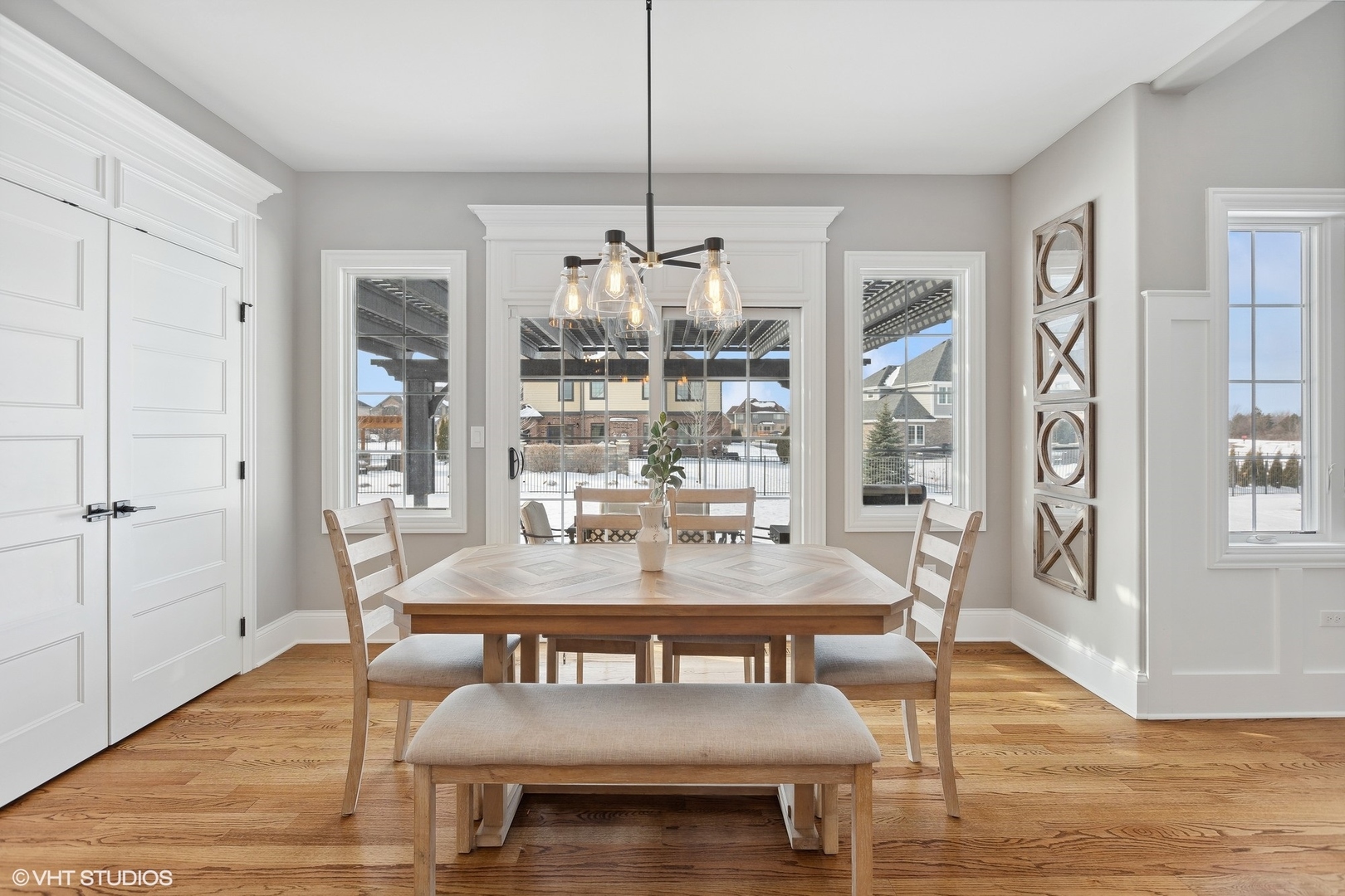 22672 FIELDSTONE Drive