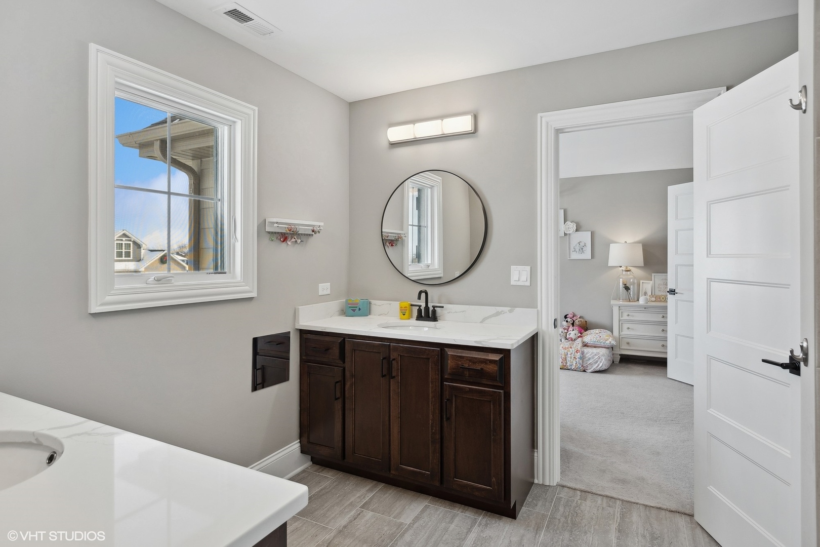 22672 FIELDSTONE Drive