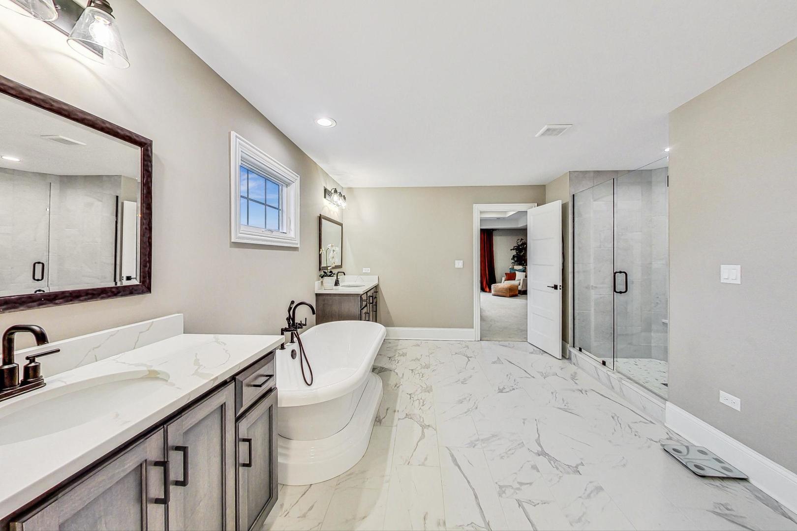 22672 FIELDSTONE Drive