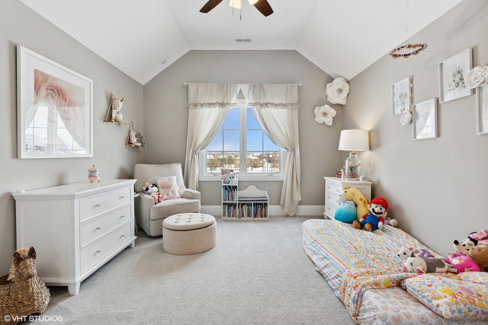 22672 FIELDSTONE Drive