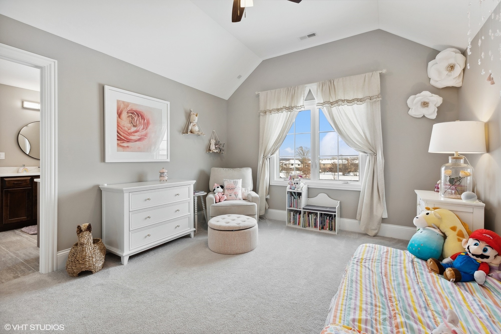 22672 FIELDSTONE Drive