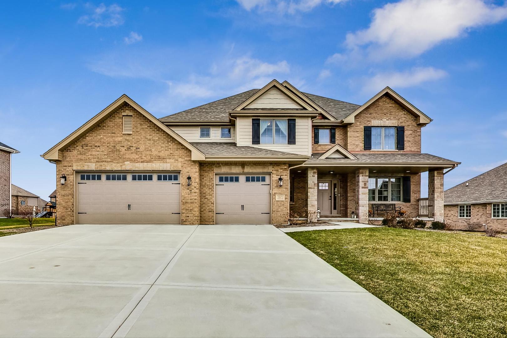 22672 FIELDSTONE Drive