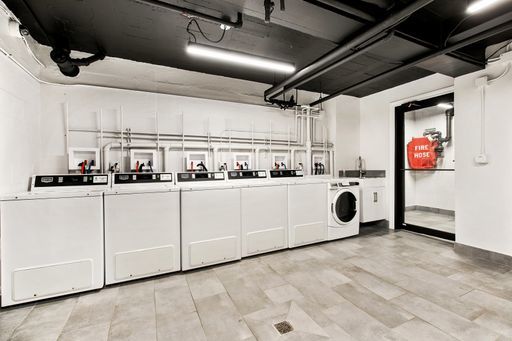 5858 N Sheridan Road Unit: 406