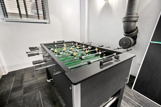 5858 N Sheridan Road Unit: 406