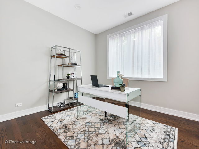 2239 W Belmont Avenue Unit: 2
