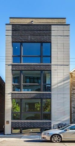 2239 W Belmont Avenue Unit: 2