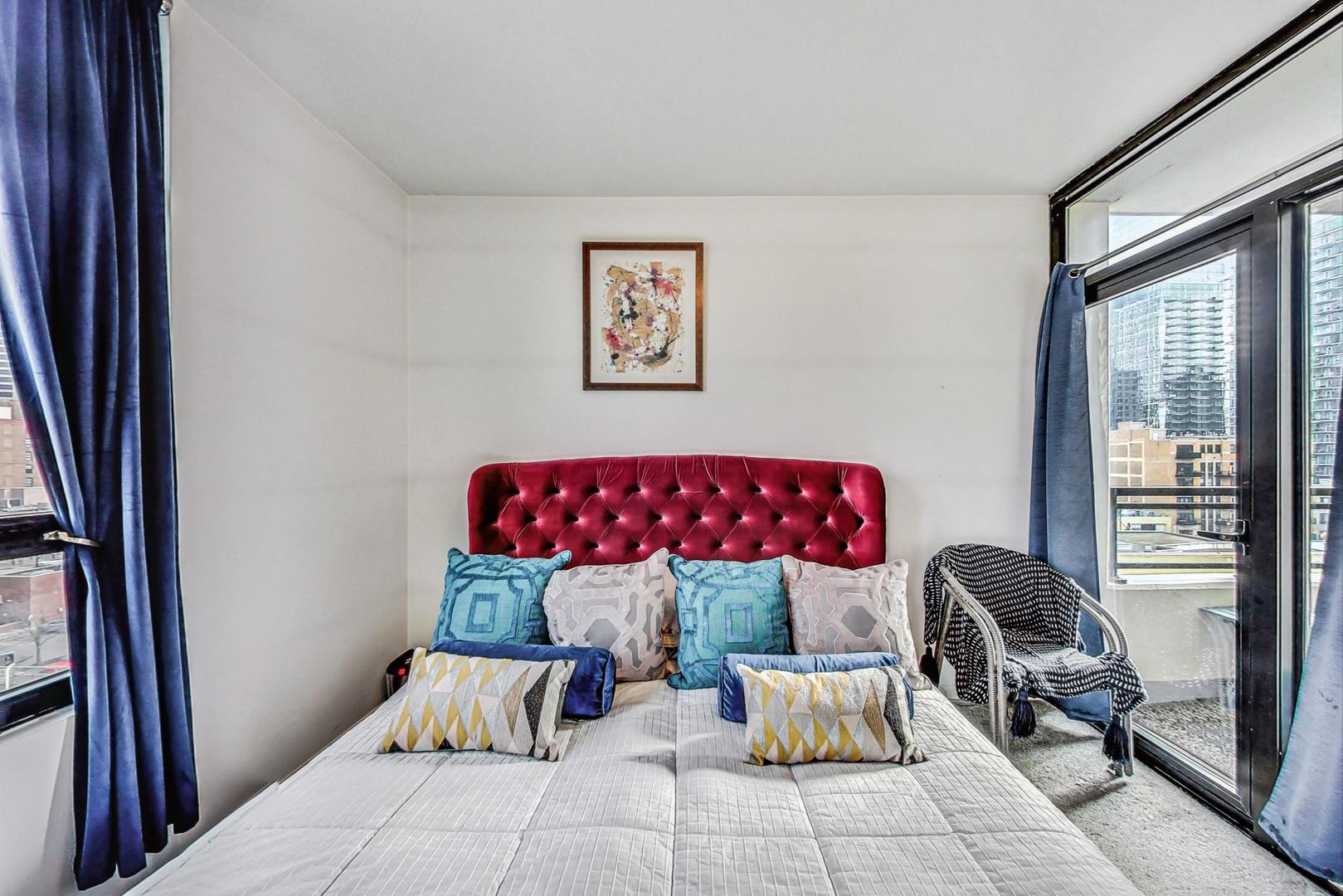 1255 S STATE Street Unit: 703