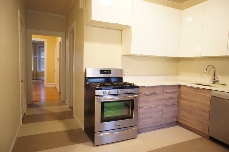 1246 W North Shore Avenue