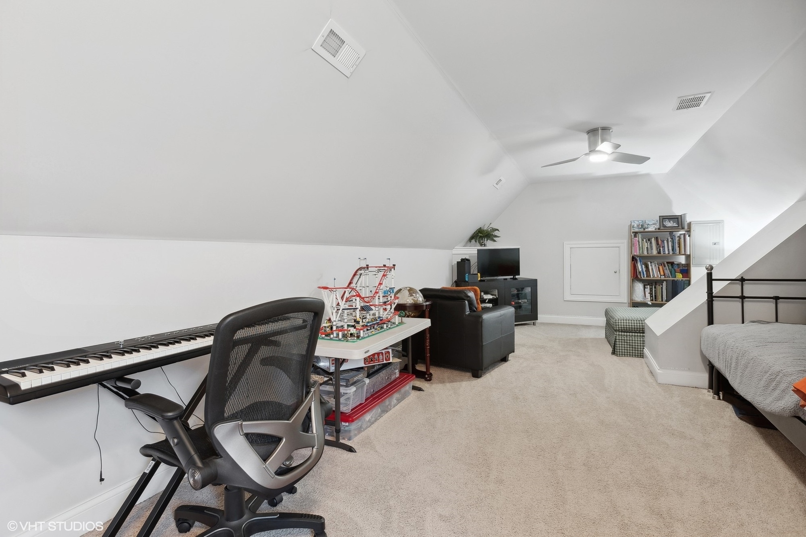 3828 N Paulina Street