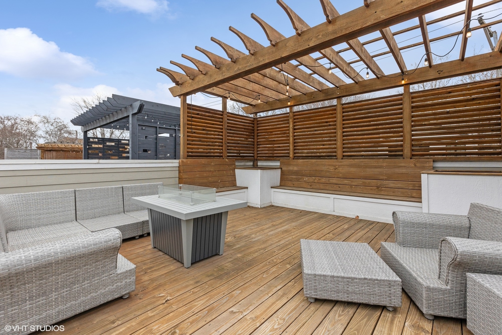 3828 N Paulina Street