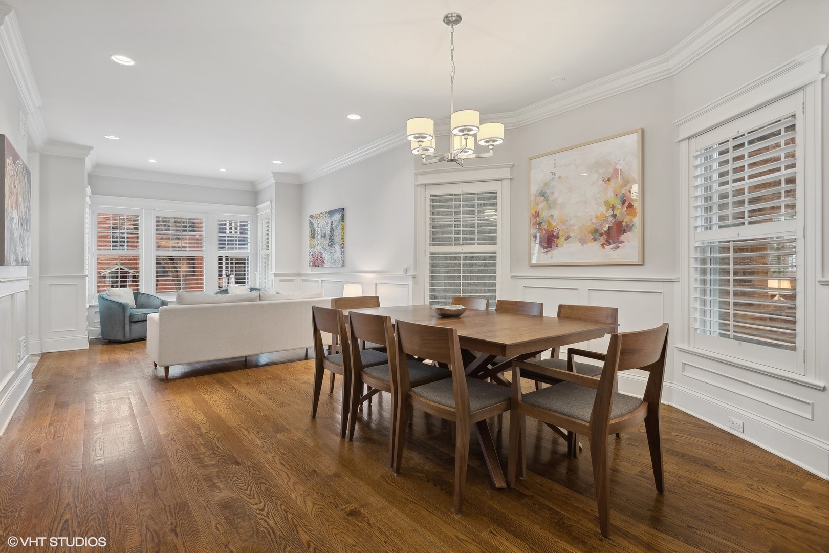 3828 N Paulina Street