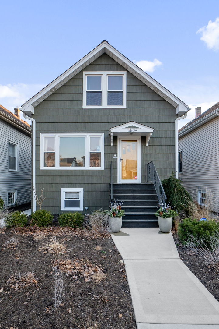 5809 W Waveland Avenue