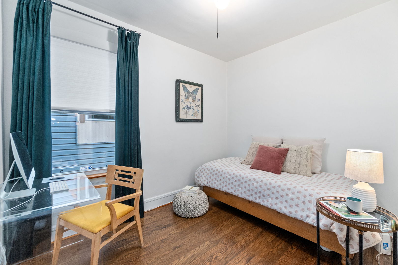 5809 W Waveland Avenue