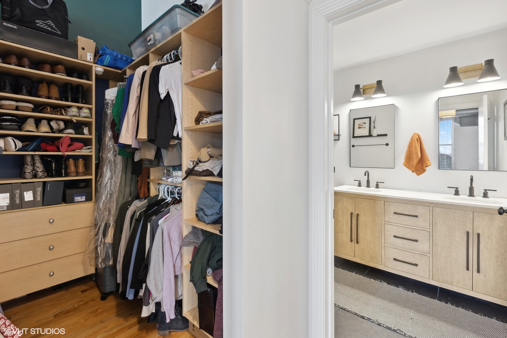 1635 W Belmont Avenue Unit: 604