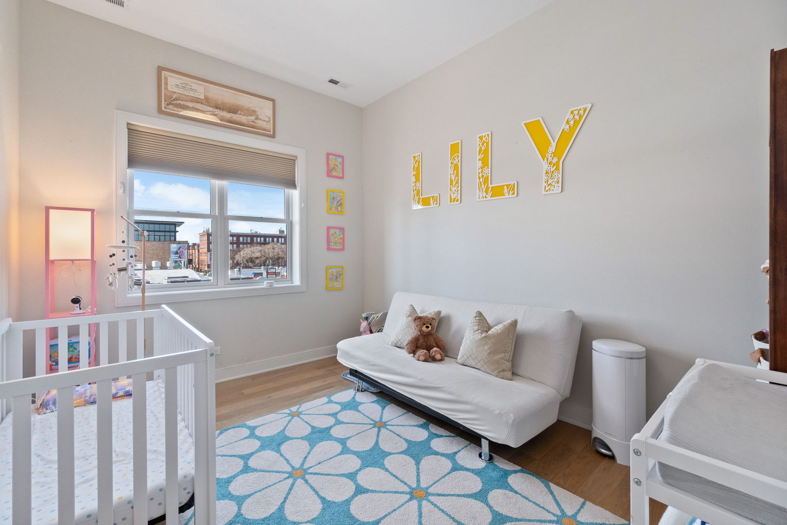 1211 W Belmont Avenue Unit: 3W