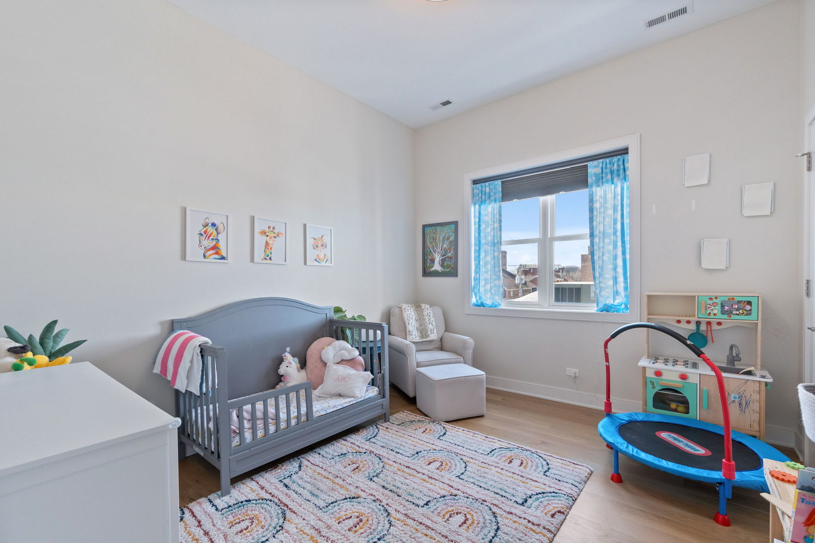 1211 W Belmont Avenue Unit: 3W