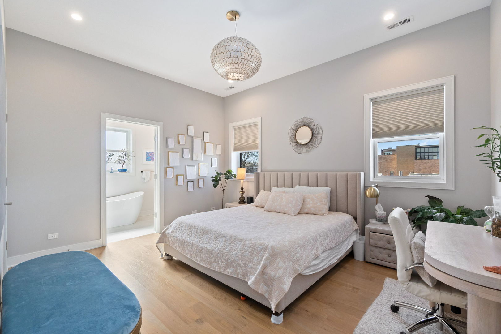 1211 W Belmont Avenue Unit: 3W