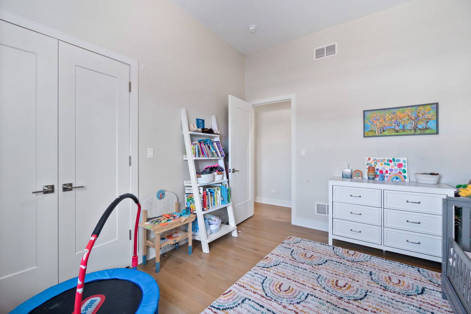 1211 W Belmont Avenue Unit: 3W