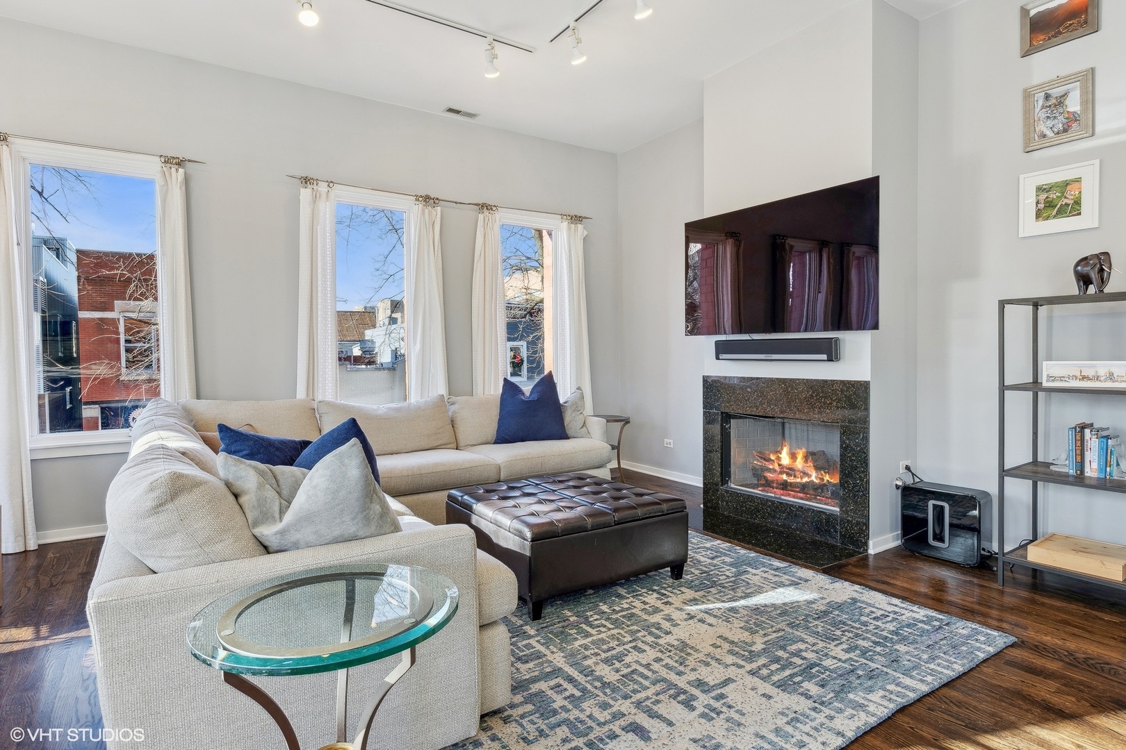 1955 N Leavitt Street Unit: 2A