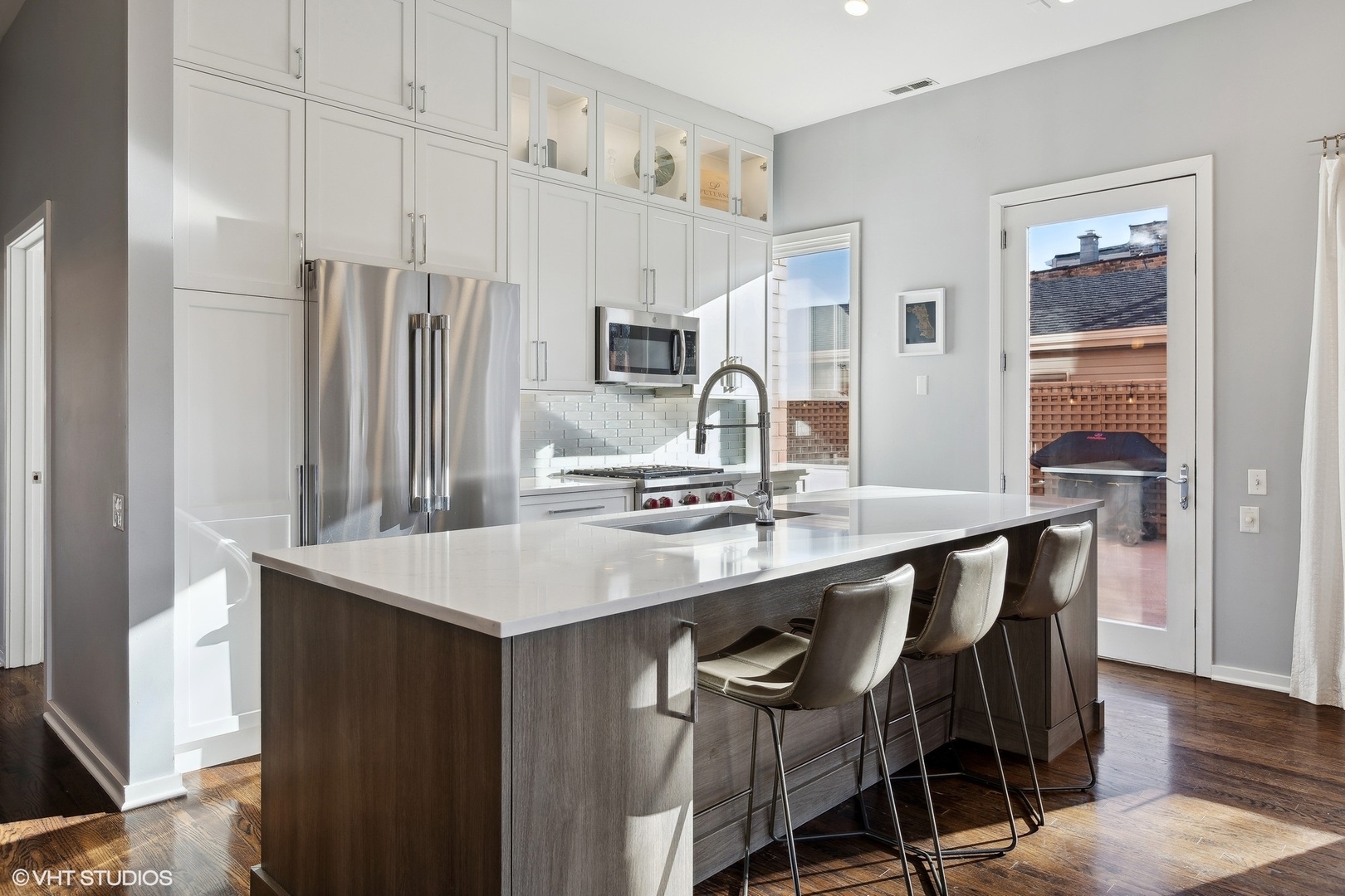 1955 N Leavitt Street Unit: 2A