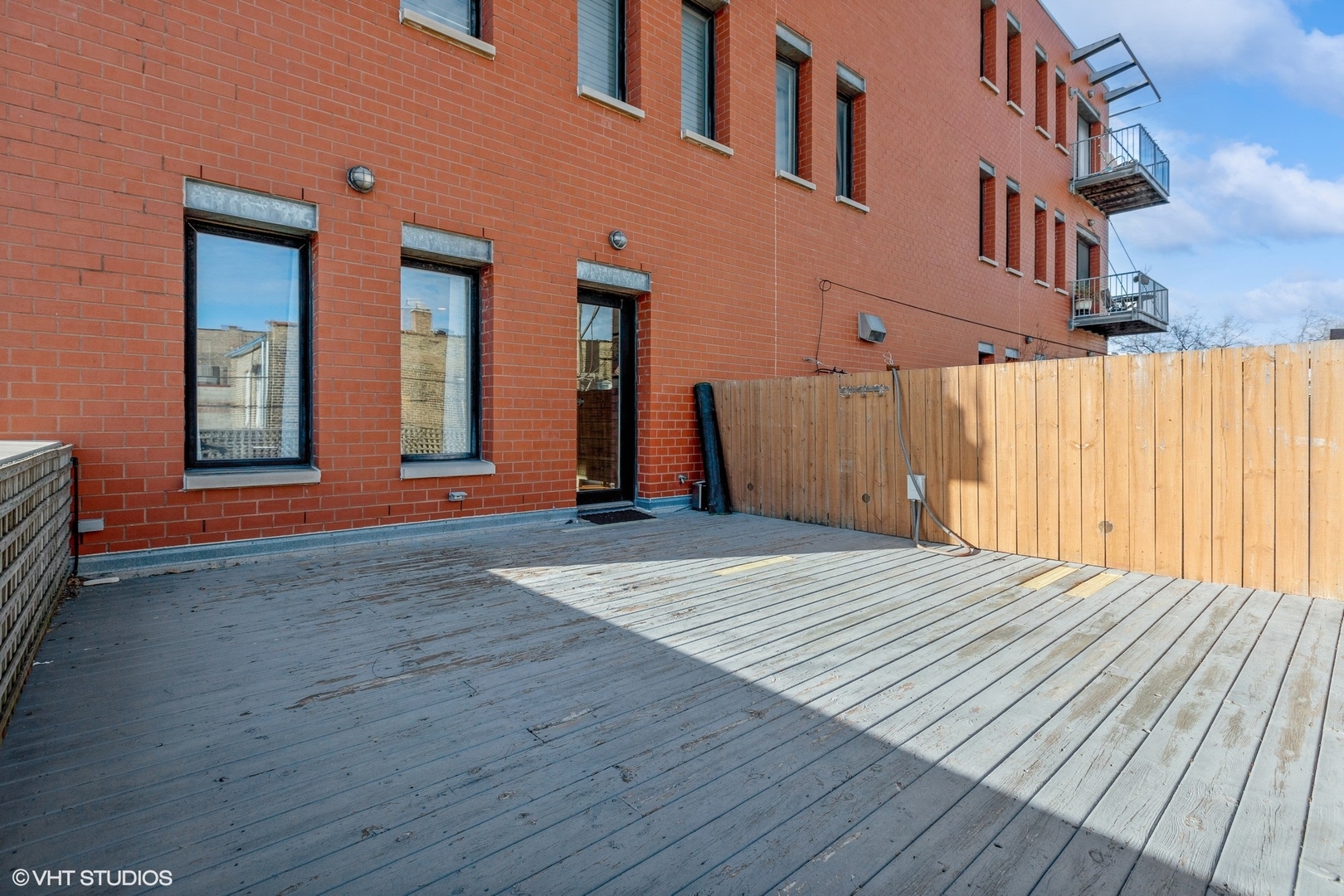 1955 N Leavitt Street Unit: 2A