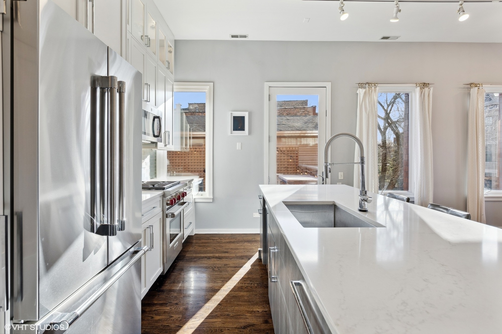 1955 N Leavitt Street Unit: 2A