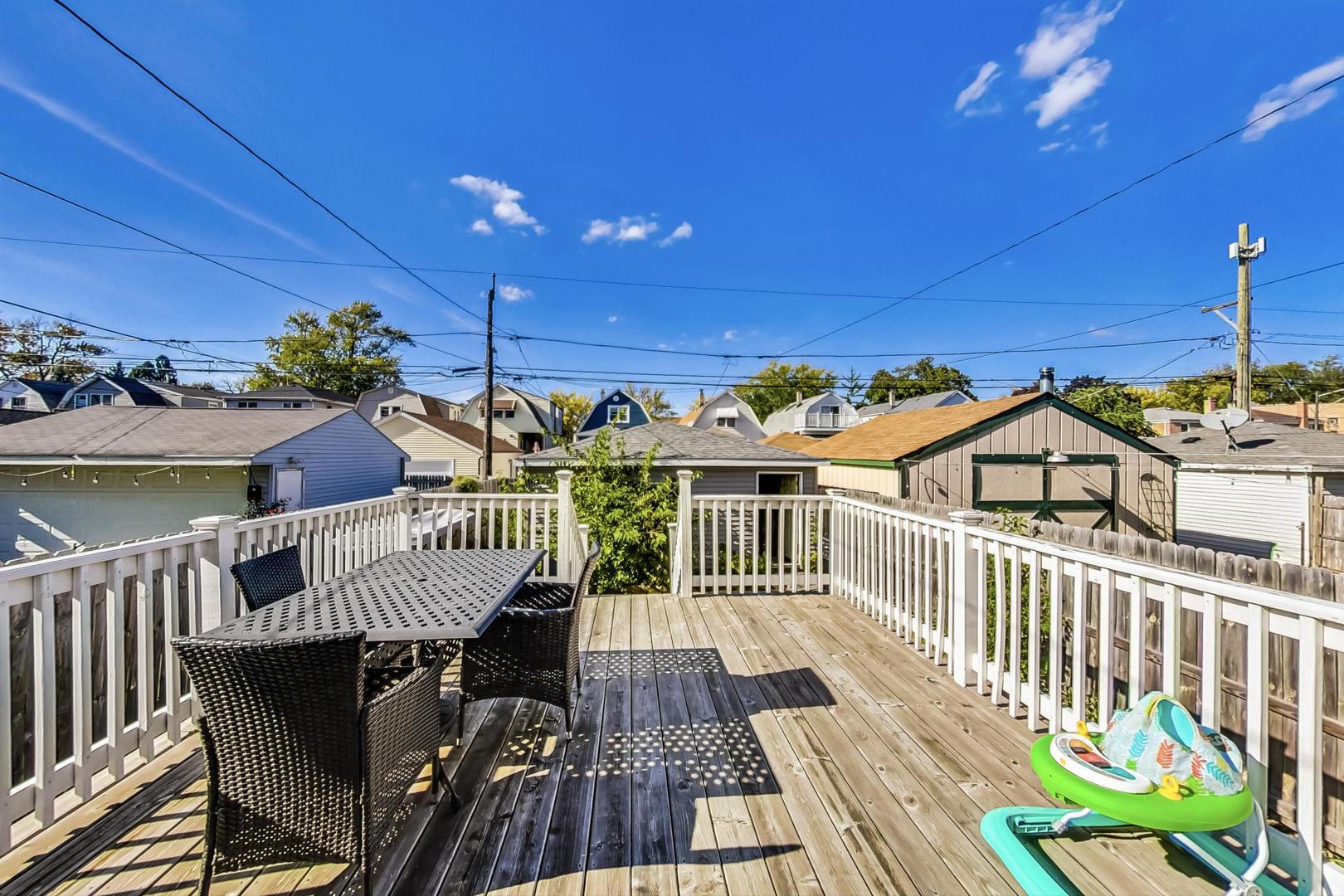 5248 N Ludlam Avenue