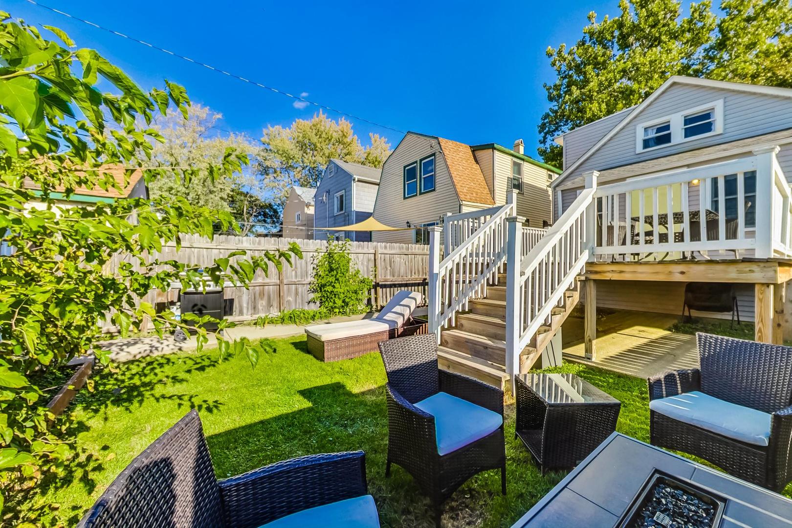 5248 N Ludlam Avenue