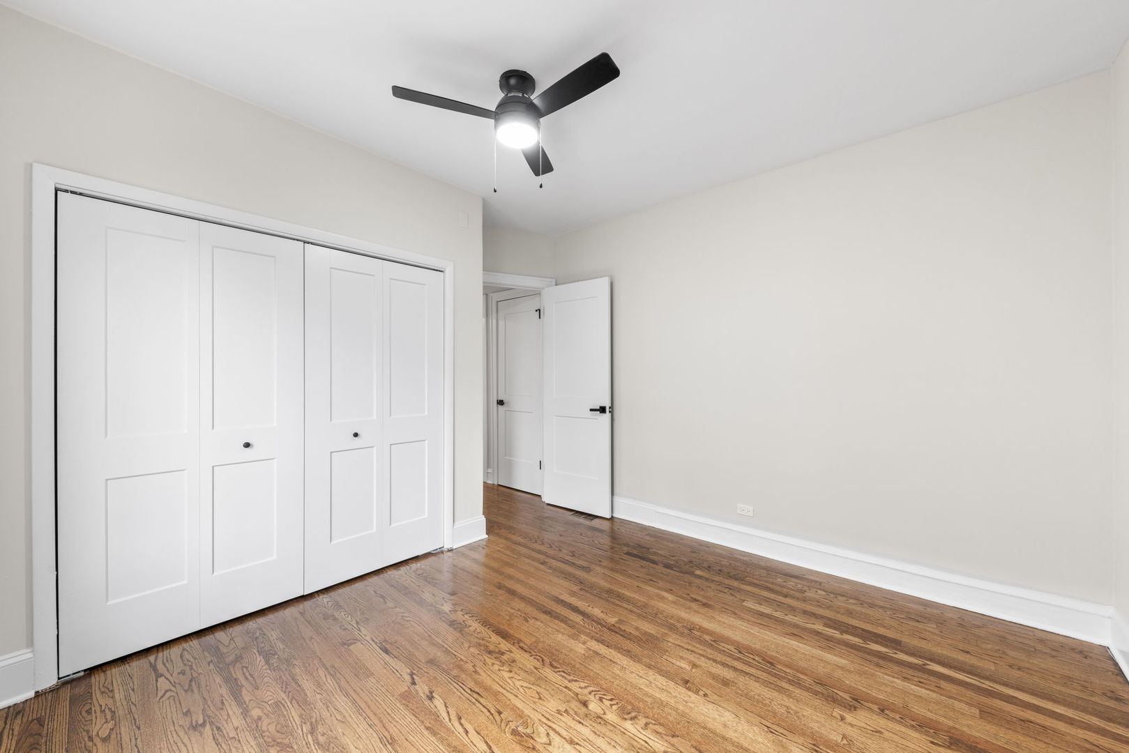 1225 N Harvey Avenue