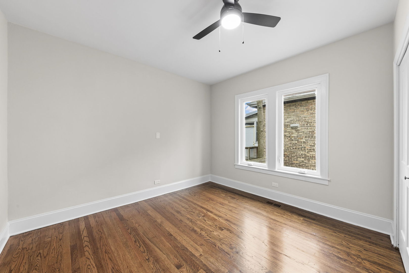 1225 N Harvey Avenue