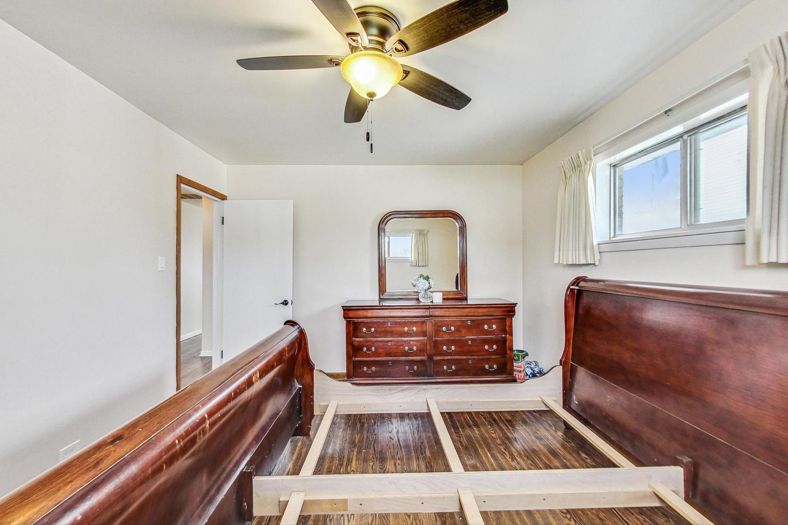 6820 W Crandall Avenue