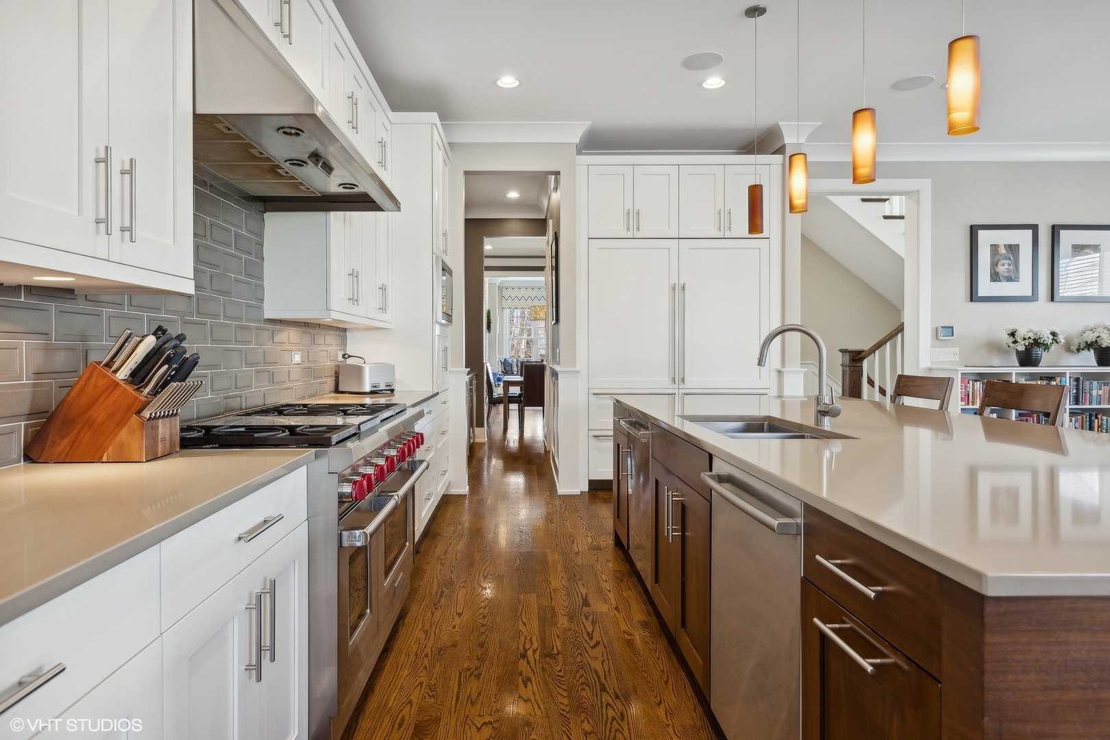 4539 N Seeley Avenue