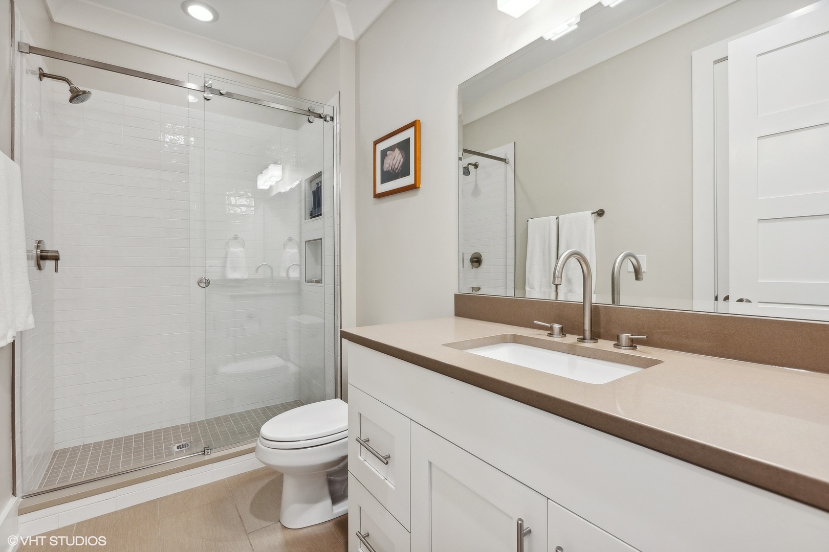 4539 N Seeley Avenue