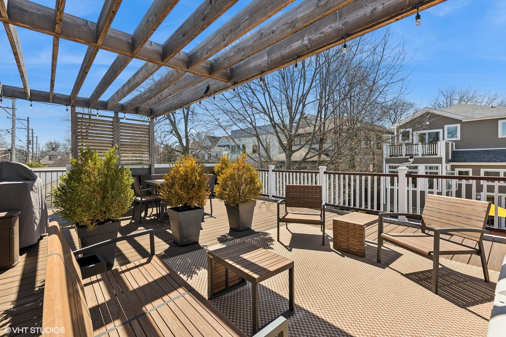 4539 N Seeley Avenue