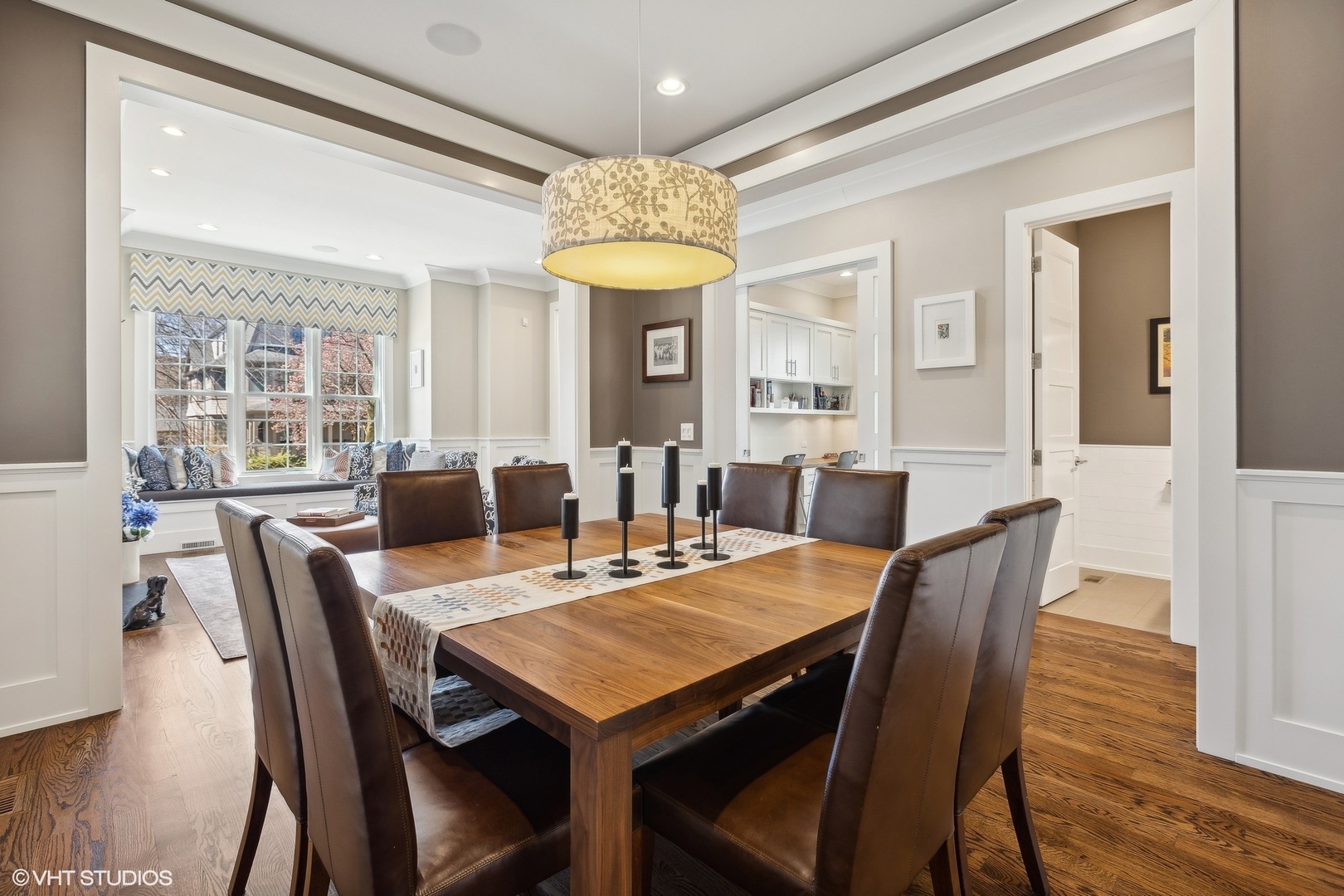 4539 N Seeley Avenue