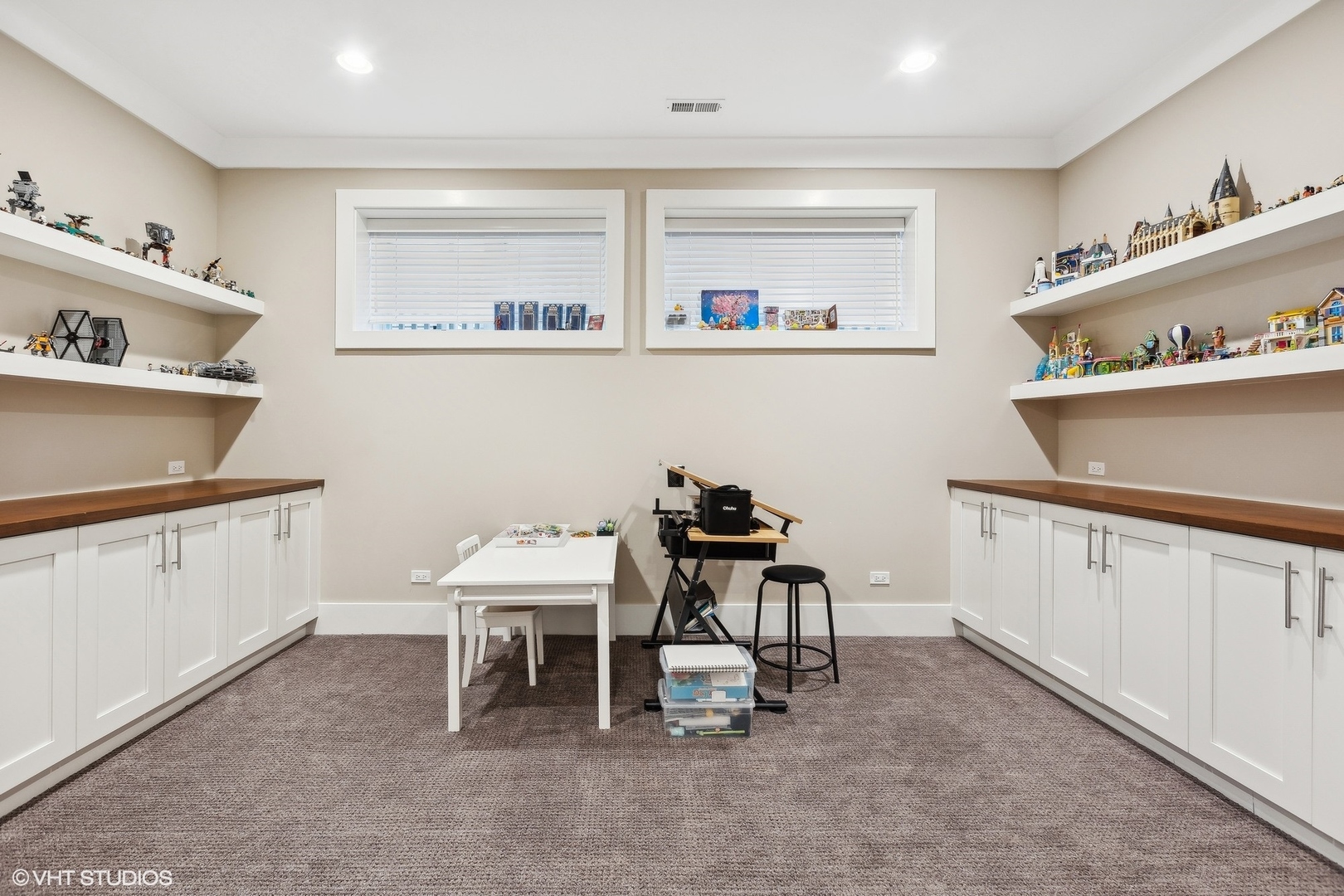 4539 N Seeley Avenue