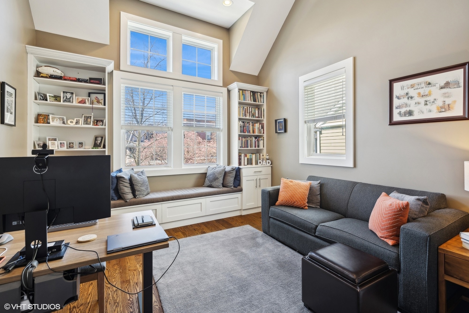 4539 N Seeley Avenue