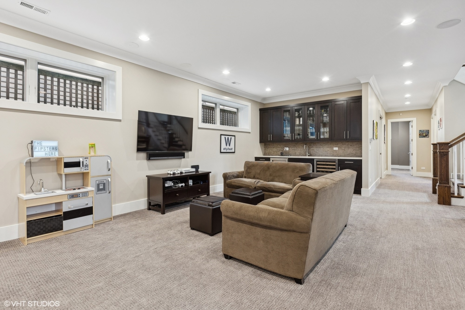 4539 N Seeley Avenue