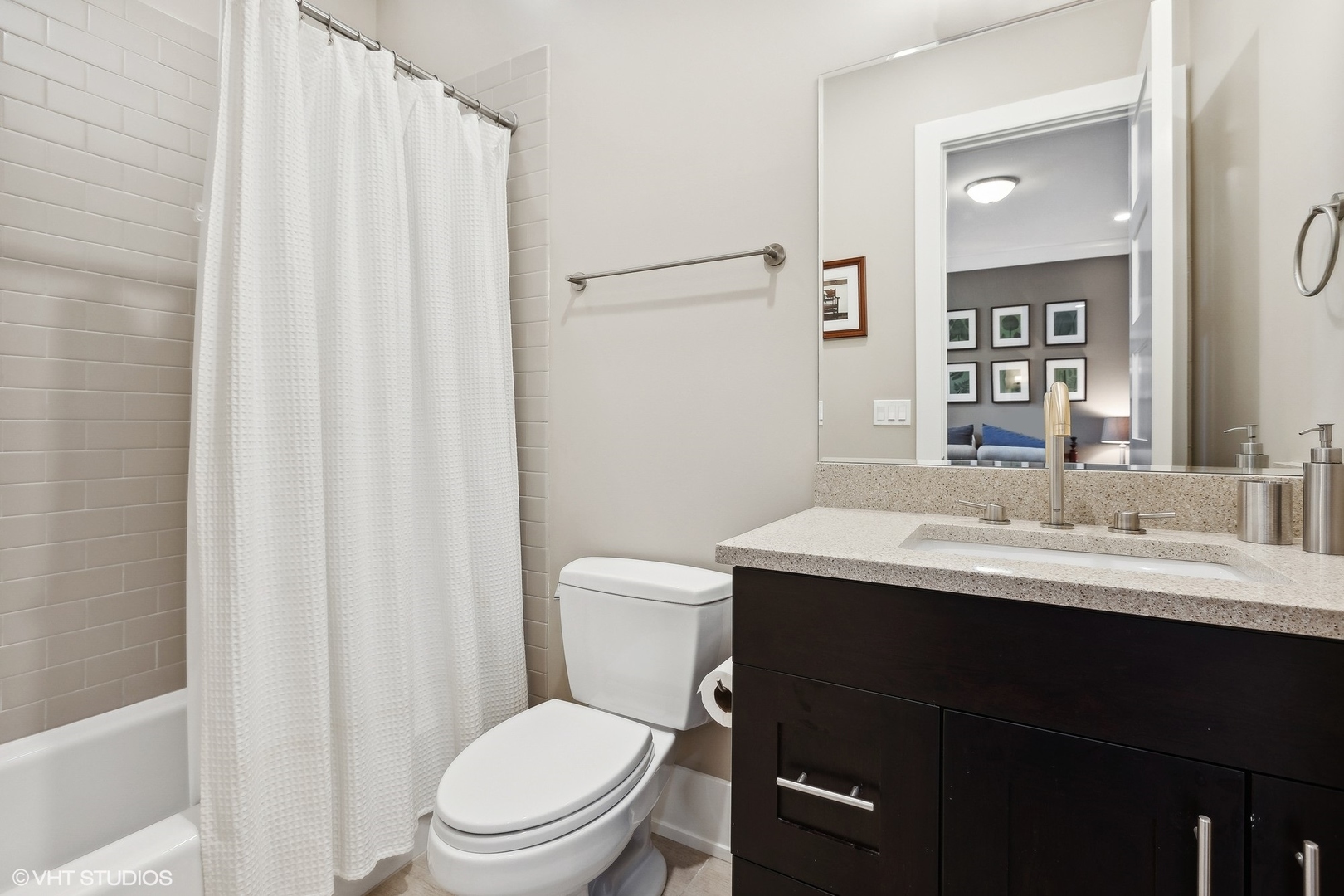 4539 N Seeley Avenue