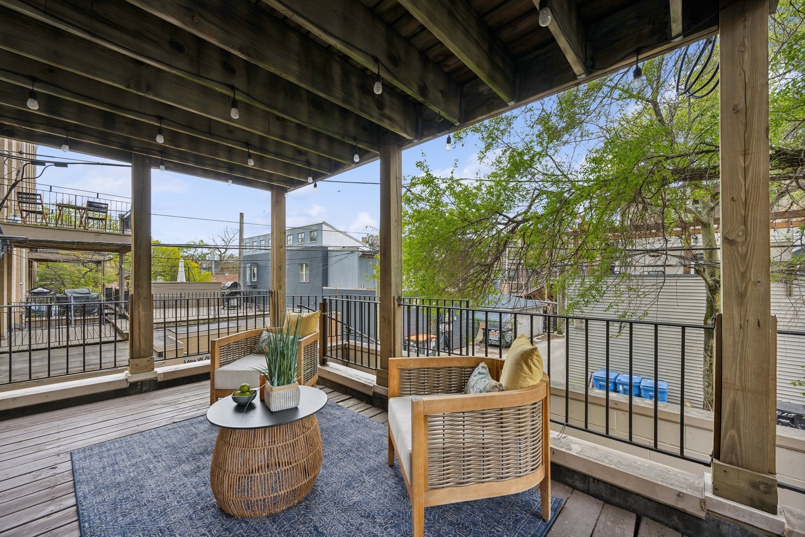 2011 W Wabansia Avenue Unit: 1