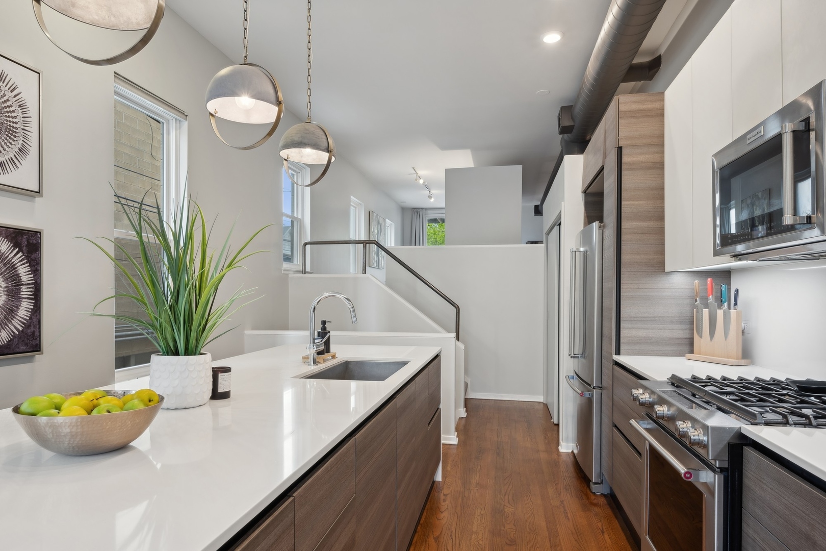 2011 W Wabansia Avenue Unit: 1