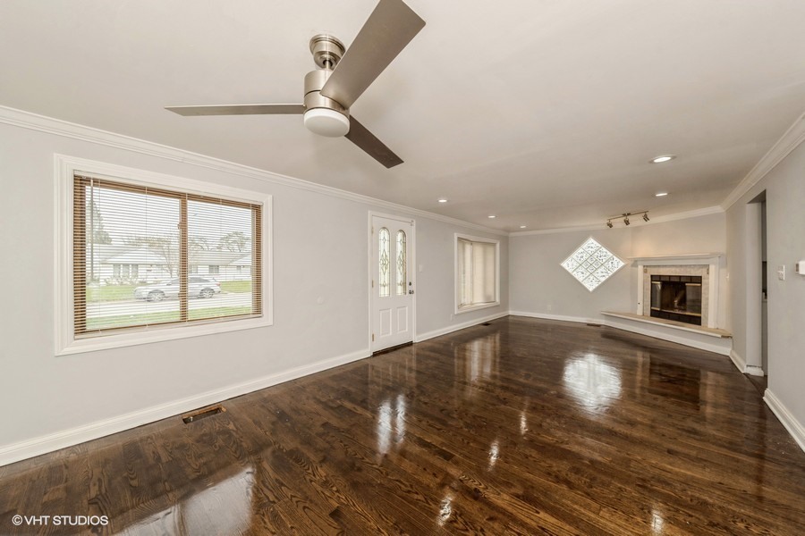 4525 W 89th Street Unit: 0