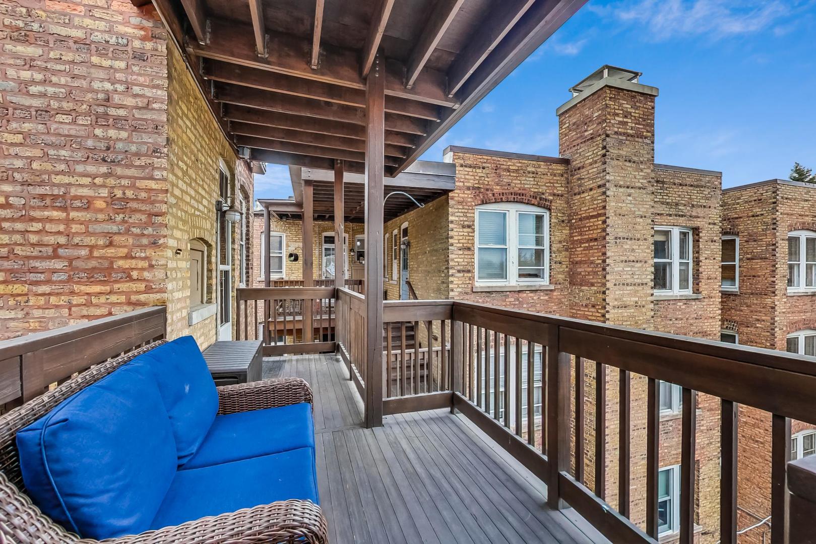 813 Ridge Avenue Unit: 3