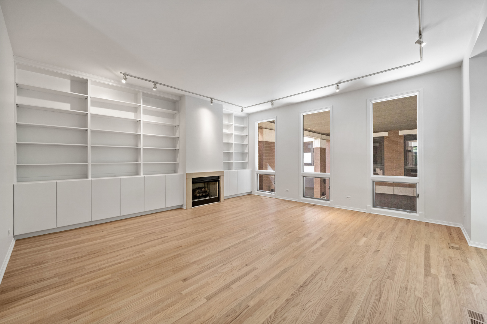 1437 N Cleveland Avenue