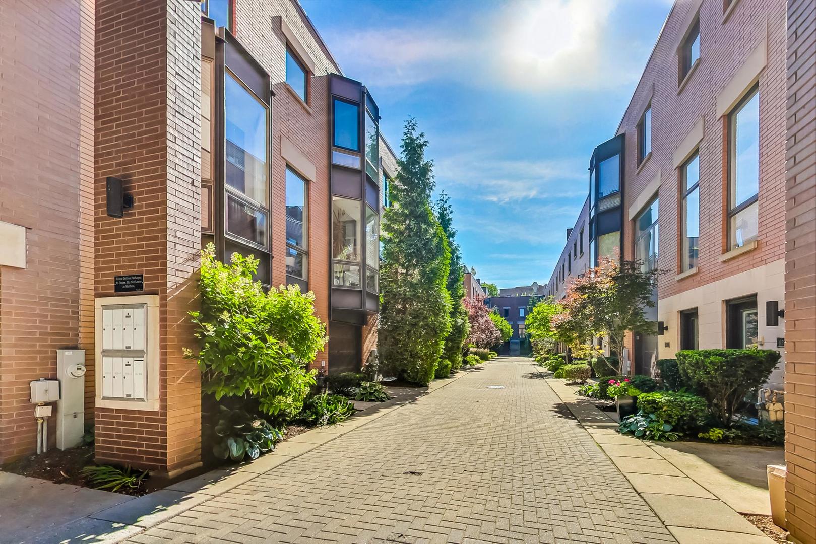 1437 N Cleveland Avenue