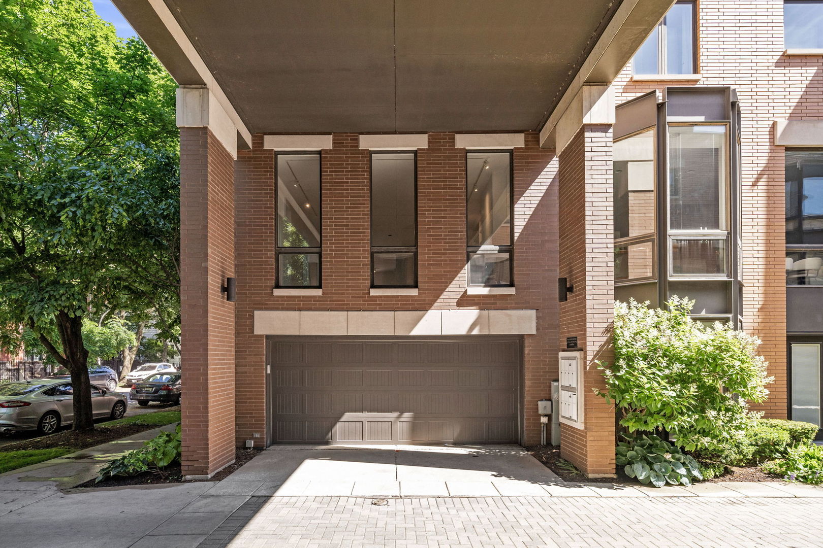 1437 N Cleveland Avenue