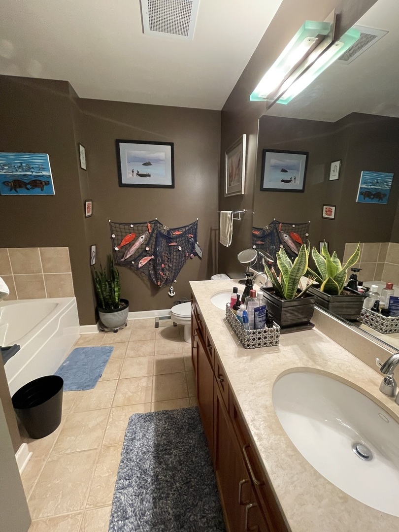 221 E CULLERTON Street Unit: 512