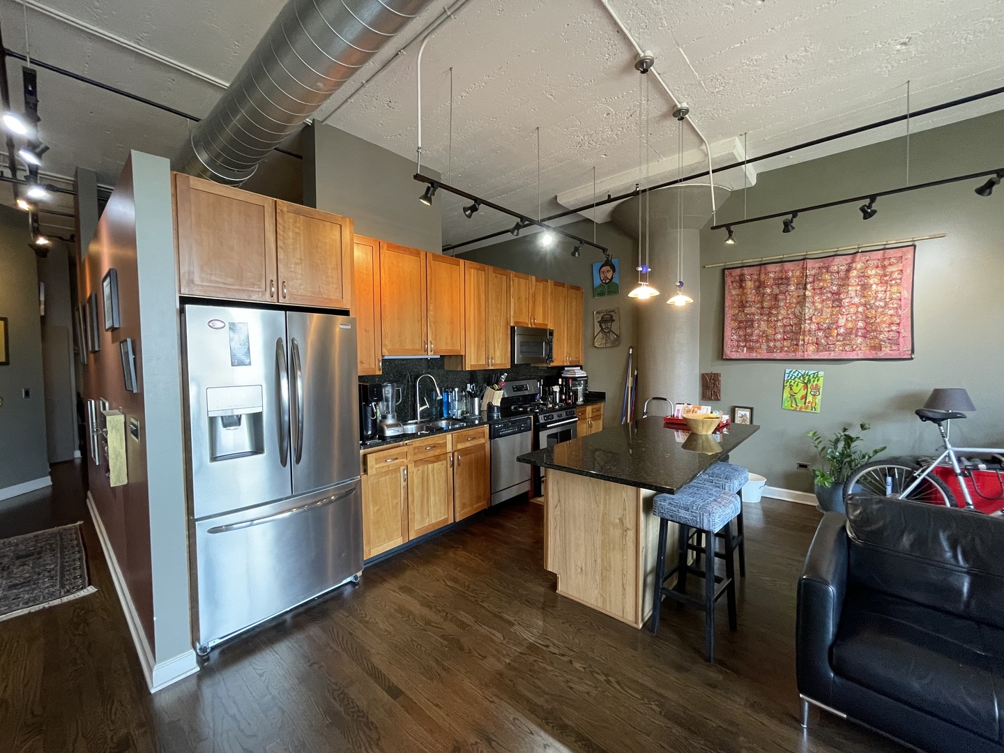 221 E CULLERTON Street Unit: 512