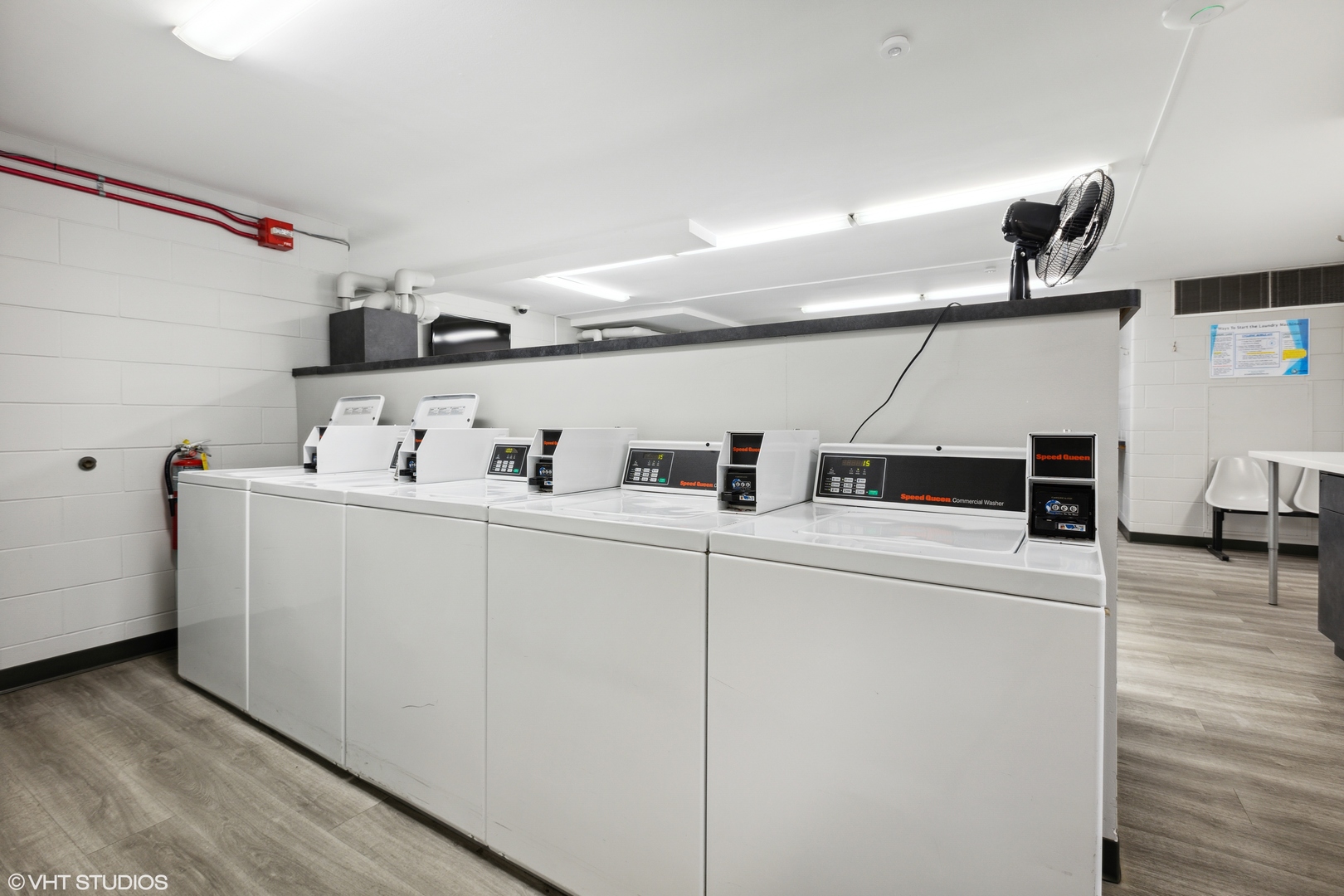 2800 N Lake Shore Drive Unit: 4115