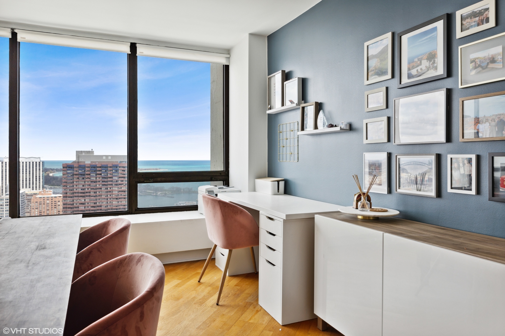 2800 N Lake Shore Drive Unit: 4115